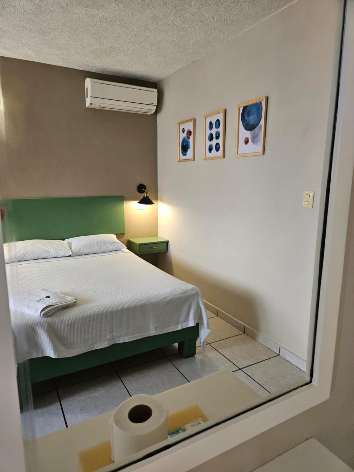 Hotel Punto Poza Rica Екстер'єр фото