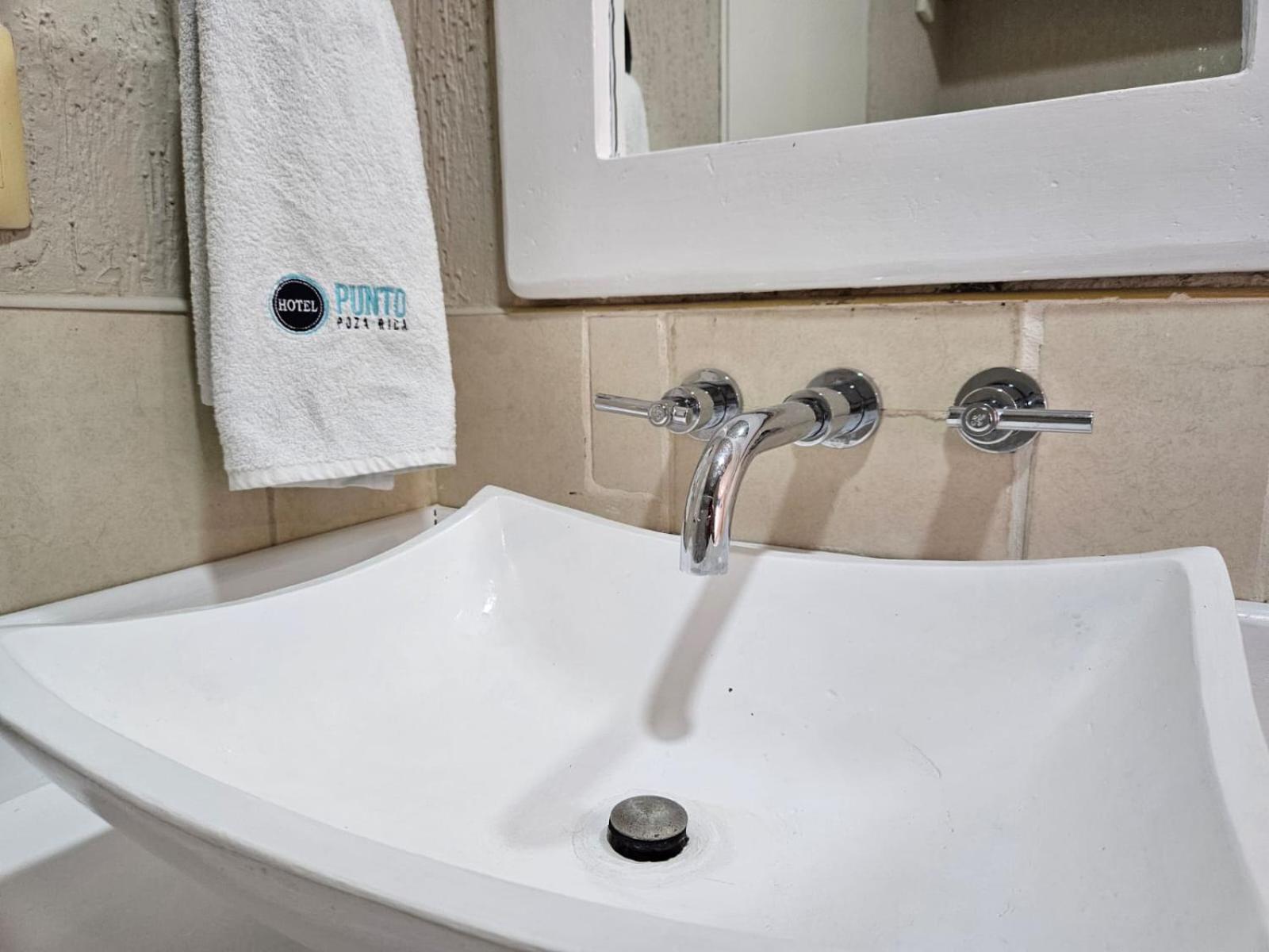 Hotel Punto Poza Rica Екстер'єр фото