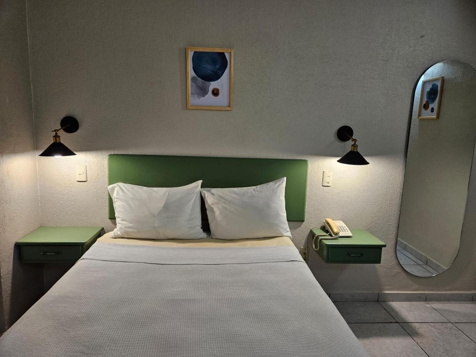 Hotel Punto Poza Rica Екстер'єр фото