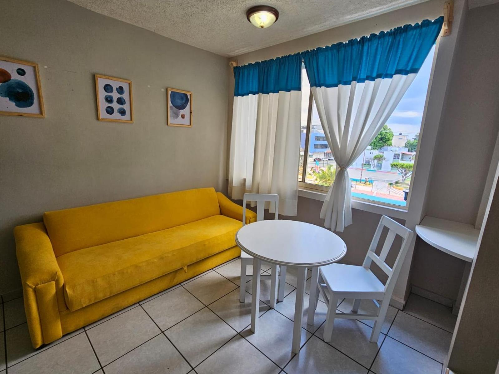 Hotel Punto Poza Rica Екстер'єр фото